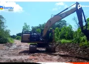DLHK Berau Kolaborasi Dengan PT. Sentosa Kalimantan Jaya Perbaiki Akses Masuk TPST Tanjung Batu