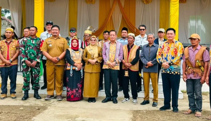 Peringati Hari Jadi Ke-258, Kampung Inaran Jadi Kampung Pertama STBM 5 Pilar Se-Berau Lewat Festival Neppa Pade
