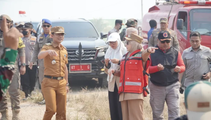 Karhutla Poros Kelay KM 9 Membara, Pemkab Berau Kerahkan Kolaborasi Lintas Sektor